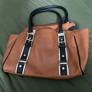 Payless Handbag